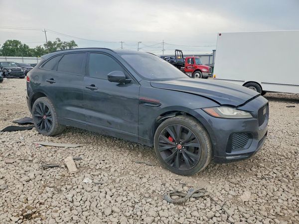 2017 JAGUAR F-PACE S