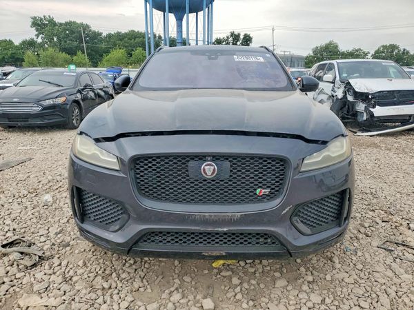 2017 JAGUAR F-PACE S