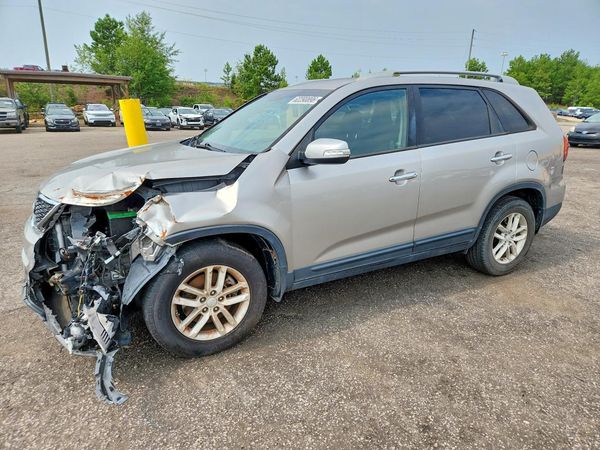 2014 KIA SORENTO