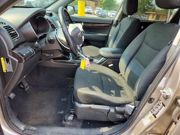 2014 KIA SORENTO