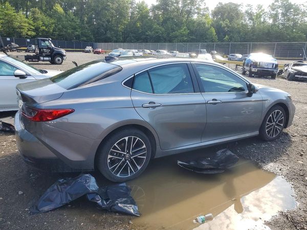 2026 TOYOTA CAMRY