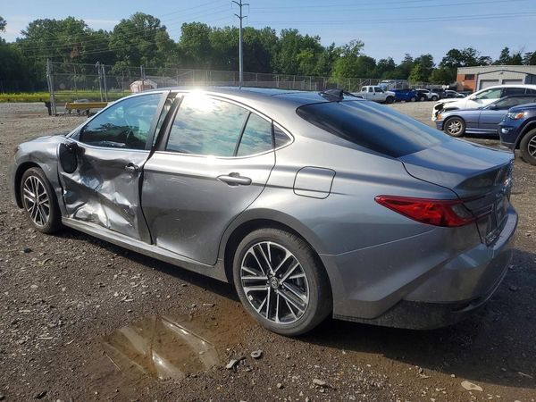 2026 TOYOTA CAMRY