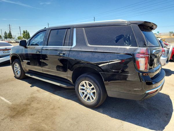 2023 CHEVROLET SUBURBAN LT