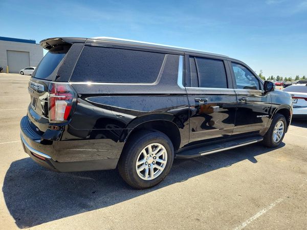 2023 CHEVROLET SUBURBAN LT