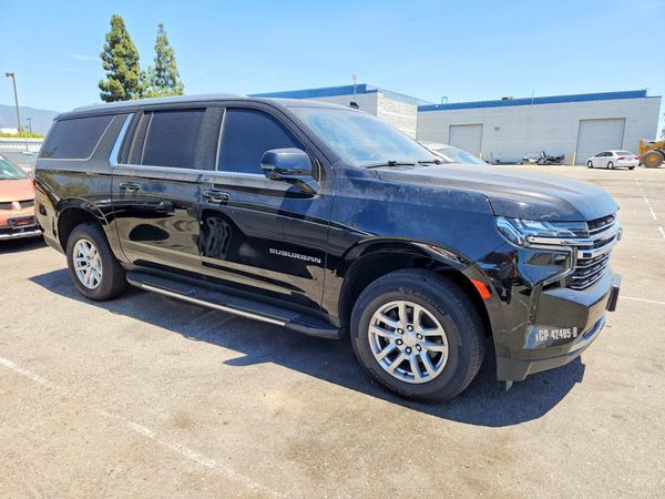 2023 CHEVROLET SUBURBAN LT