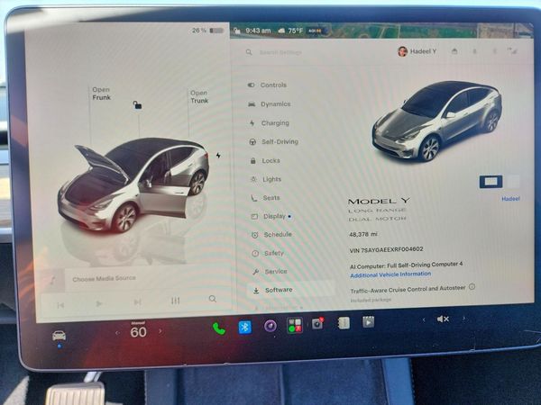 2024 TESLA MODEL Y