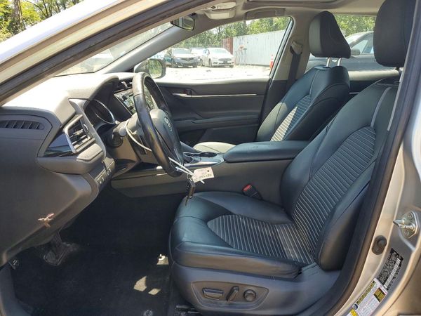 2019 TOYOTA CAMRY