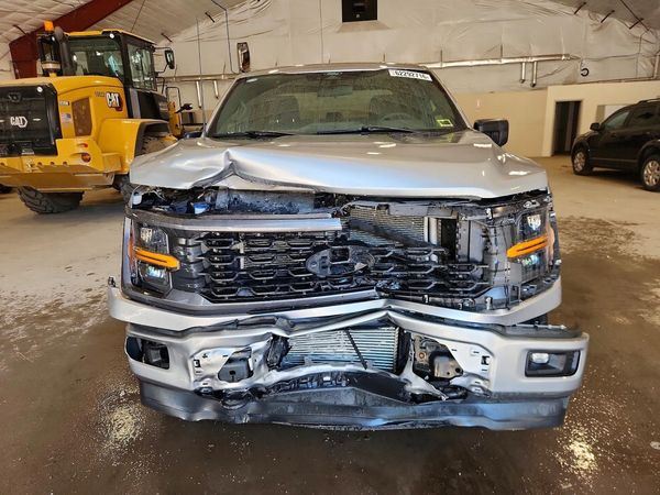 2024 FORD F150