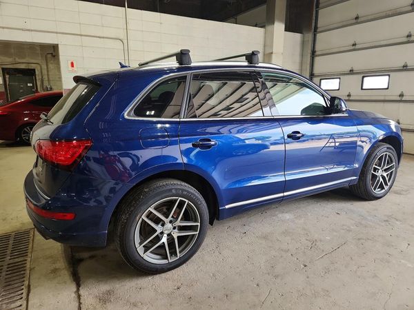 2017 AUDI Q5 quattro Premium Plus