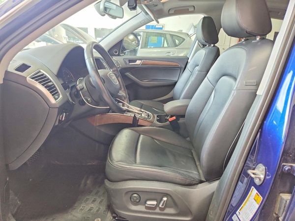 2017 AUDI Q5 quattro Premium Plus