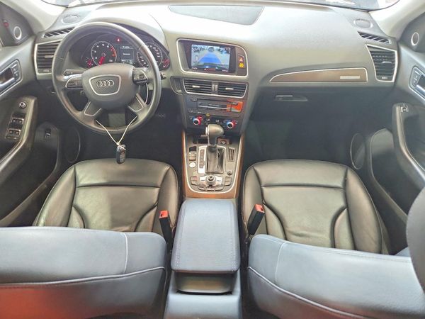 2017 AUDI Q5 quattro Premium Plus