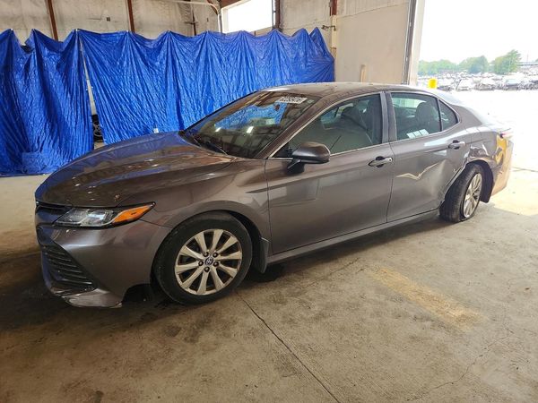 2020 TOYOTA CAMRY