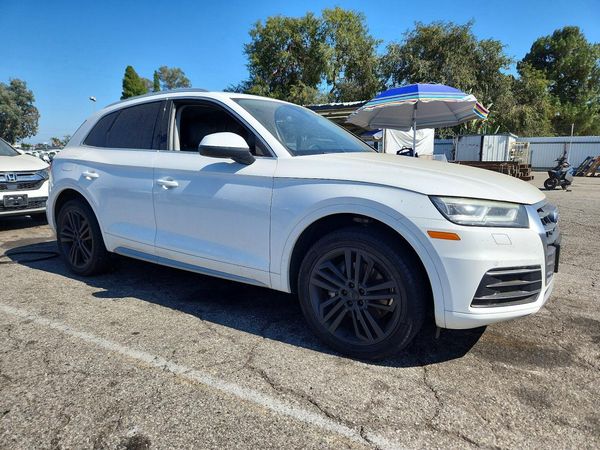2018 AUDI Q5 quattro Premium Plus
