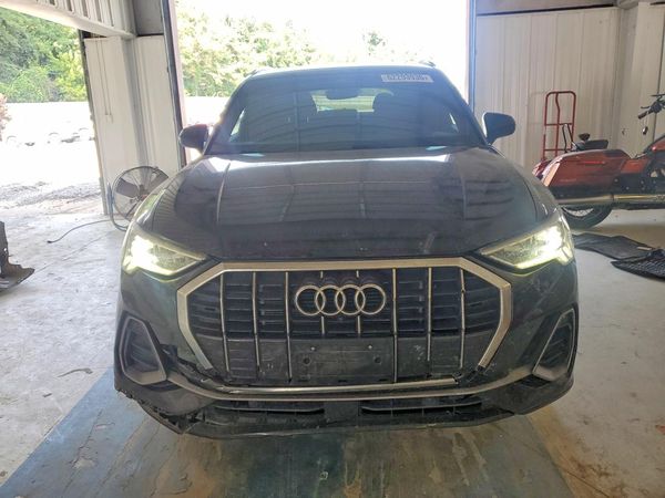 2023 AUDI Q3
