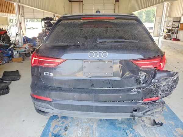 2023 AUDI Q3