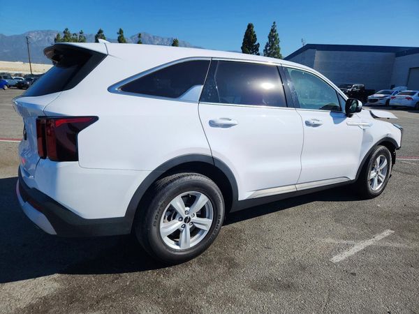 2024 KIA SORENTO LX