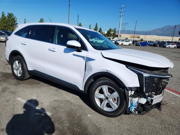 2024 KIA SORENTO LX