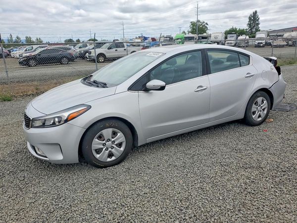 2017 KIA FORTE
