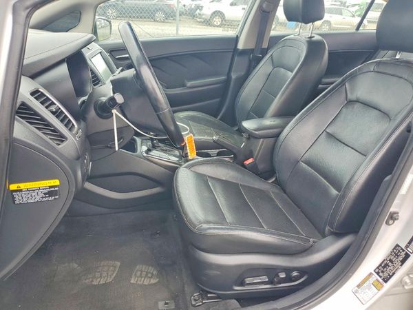 2017 KIA FORTE EX Premium, SX