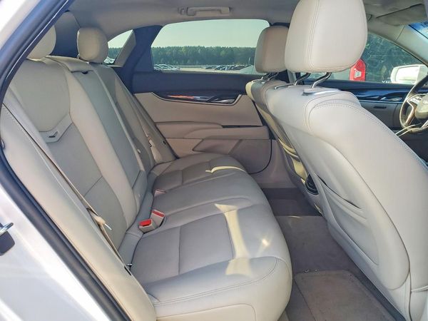 2017 CADILLAC XTS Premium Luxury