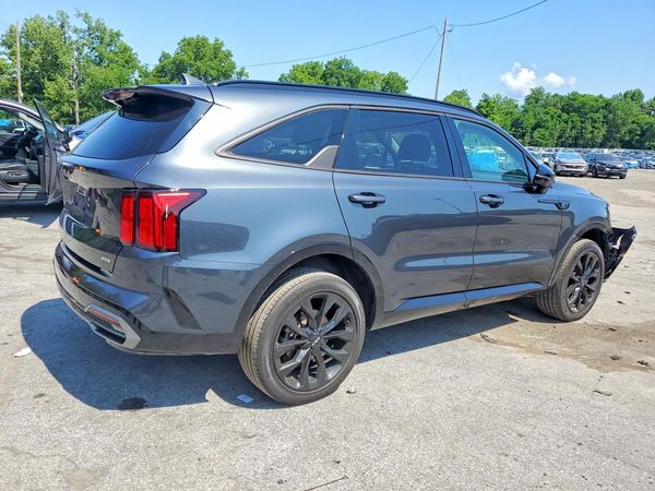 2023 KIA SORENTO