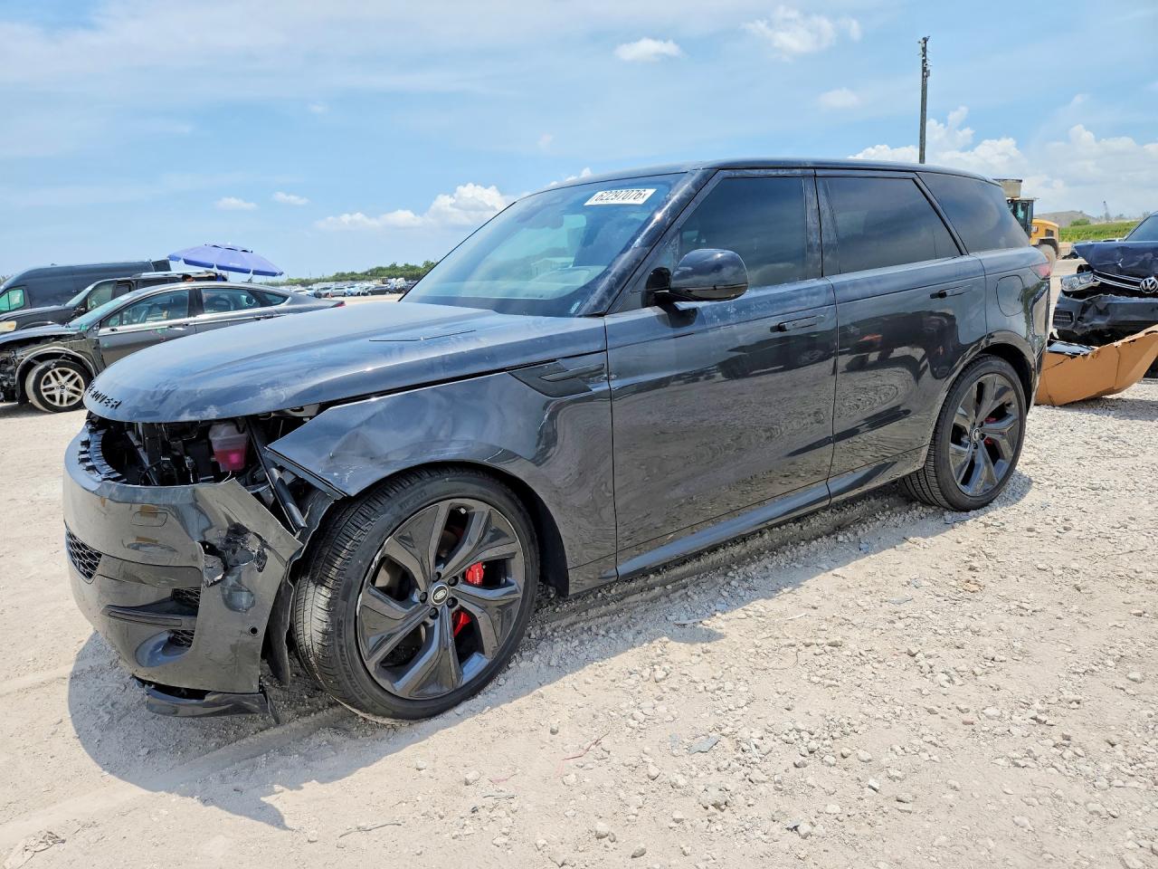 2025 LAND ROVER RANGE ROVER SPORT P460e Dynamic SE