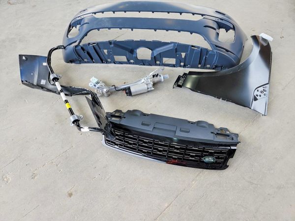 2025 LAND ROVER RANGE ROVER SPORT P460e Dynamic SE