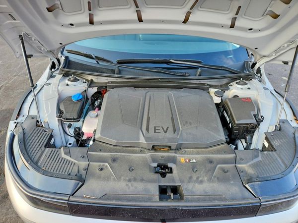 2025 HYUNDAI IONIQ 5 SEL