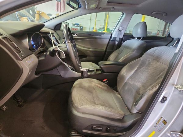 2013 HYUNDAI SONATA