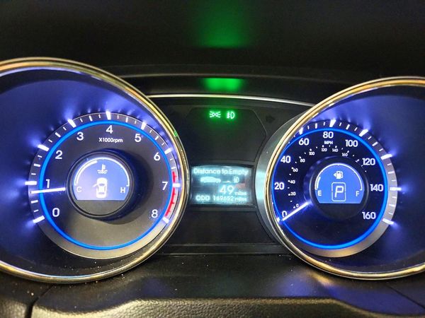 2013 HYUNDAI SONATA