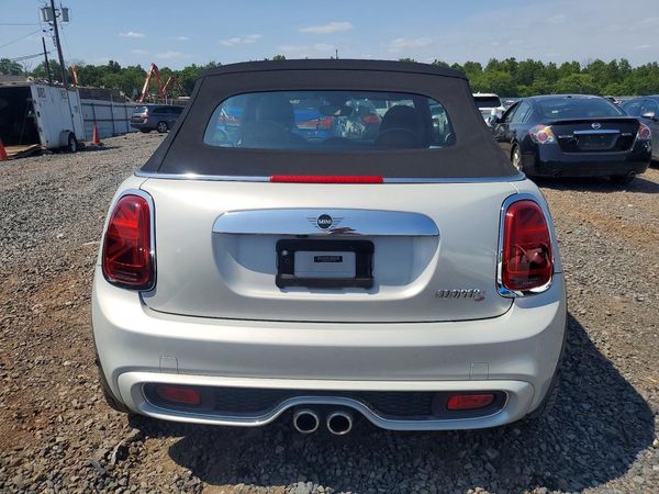 2021 MINI COOPER