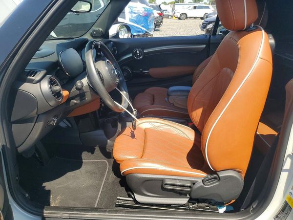 2021 MINI COOPER