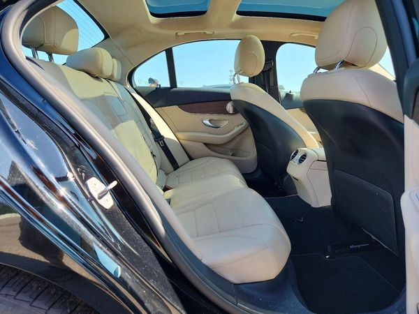 2019 MERCEDES-BENZ C C300-4M