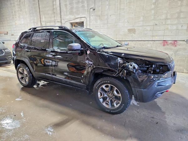 2019 JEEP CHEROKEE TRAILHAWK 4X4