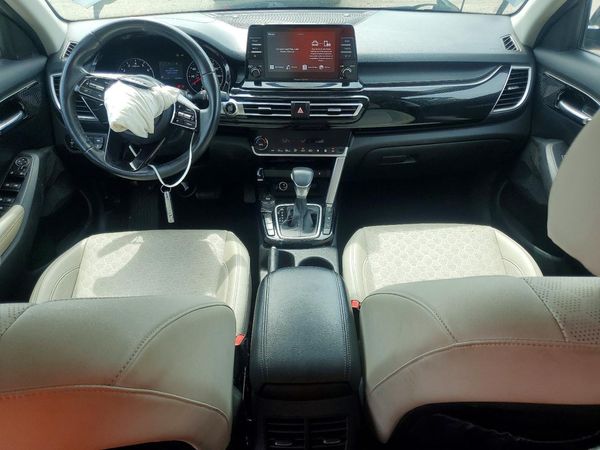 2021 KIA SELTOS EX