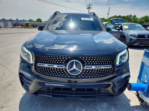 2021 MERCEDES-BENZ GLB GLB250