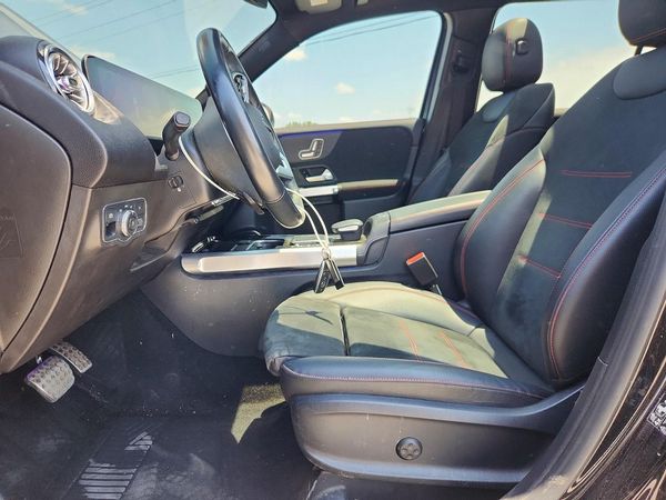 2021 MERCEDES-BENZ GLB GLB250