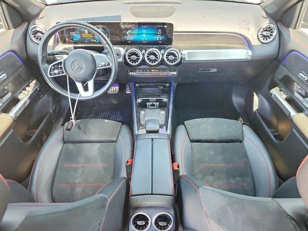 2021 MERCEDES-BENZ GLB GLB250