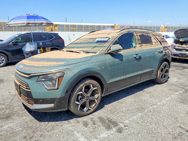 2023 KIA NIRO