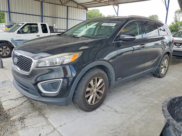 2016 KIA SORENTO L / LX