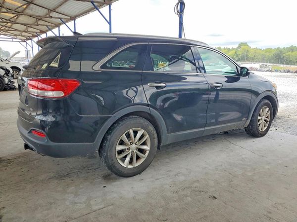 2016 KIA SORENTO L / LX