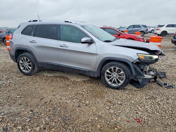 2019 JEEP CHEROKEE LATITUDE PLUS FWD