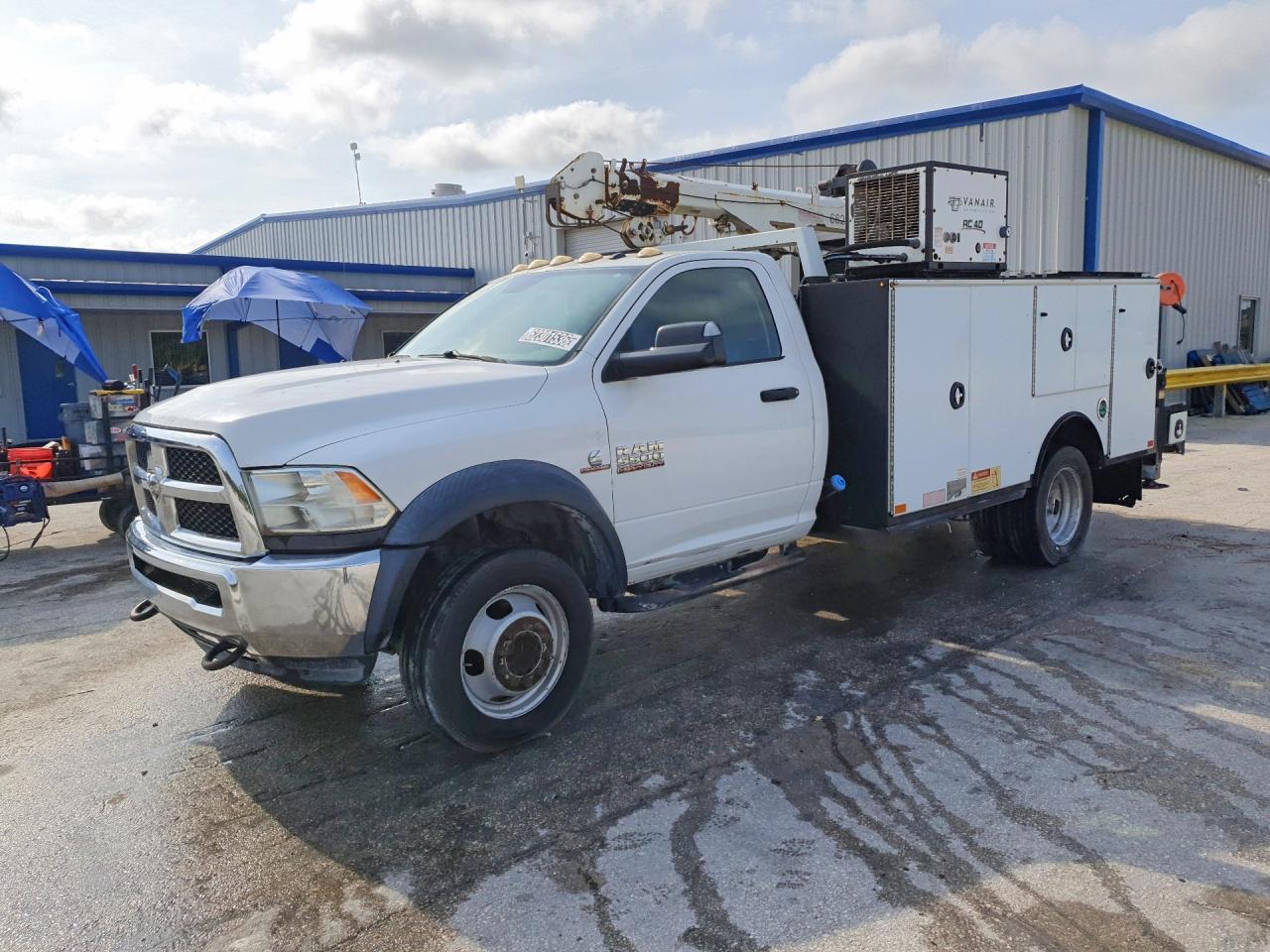 2015 RAM 5500 REG CAB CHASSIS