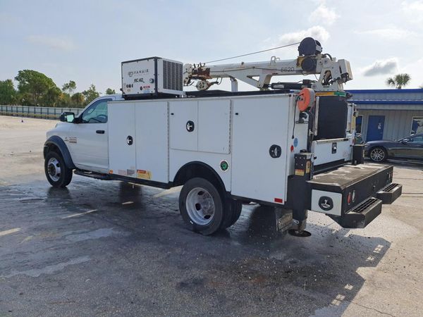 2015 RAM 5500 REG CAB CHASSIS