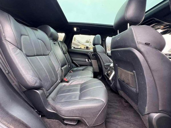2017 LAND ROVER RANGE ROVER SPORT SE