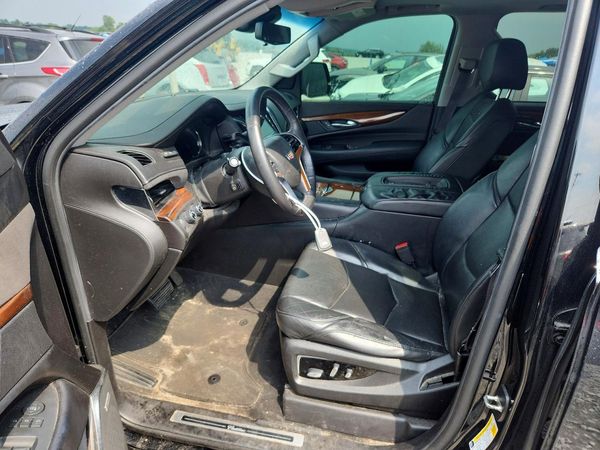 2017 CADILLAC ESCALADE