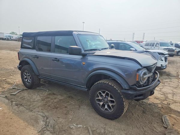 2024 FORD BRONCO Badlands