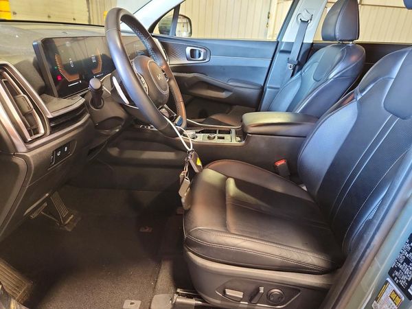 2025 KIA SORENTO EX (FWD),  EX (AWD)