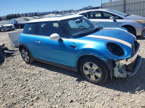 2015 MINI COOPER