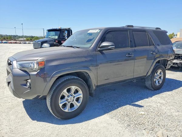 2022 TOYOTA 4RUNNER SR5 Prem
